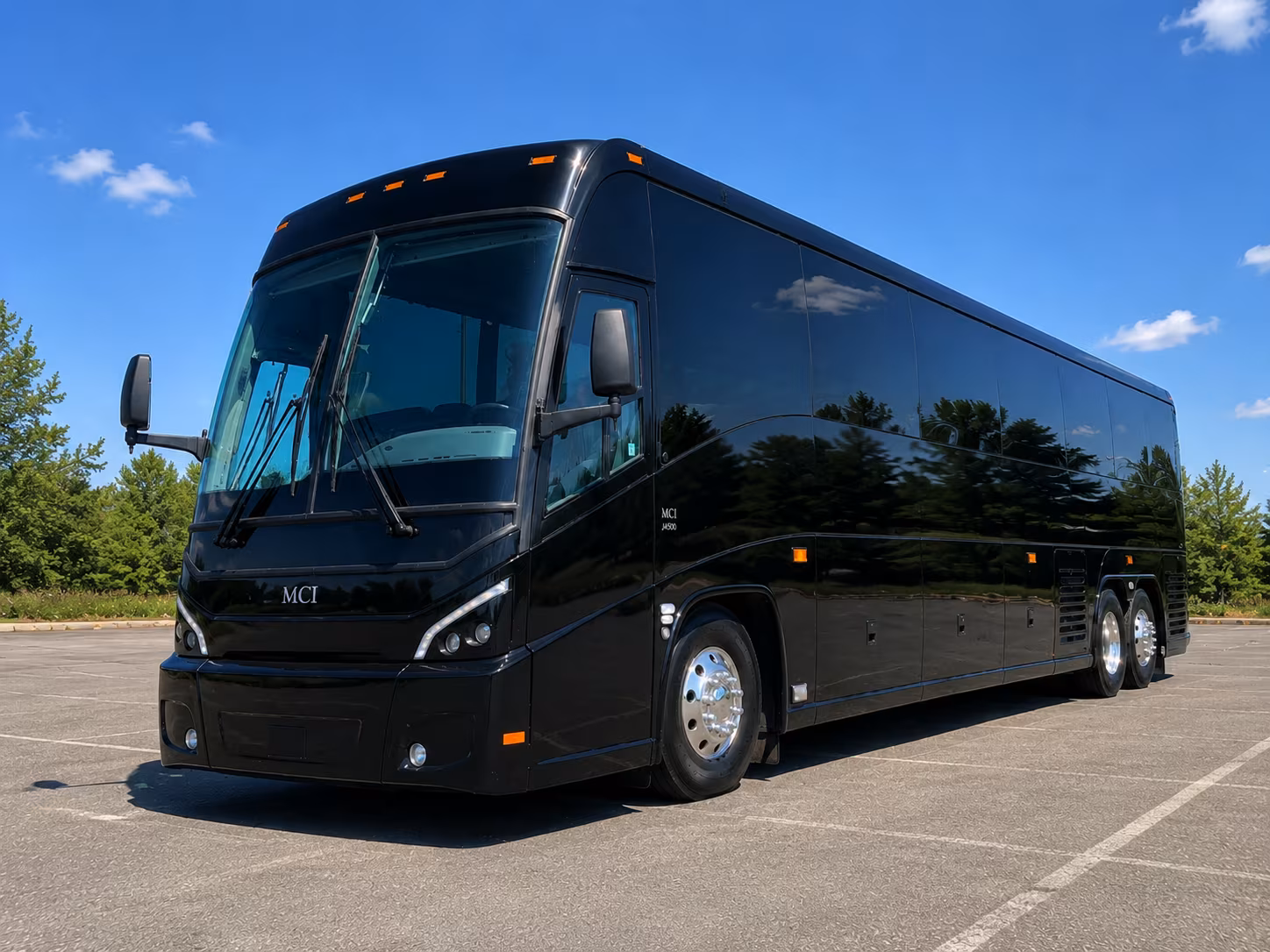 compare airport pickup buses for wedding guests flying into oak or sfo
