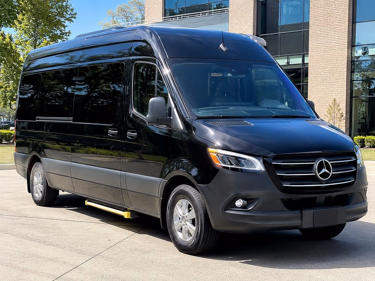 hayward airport transportation