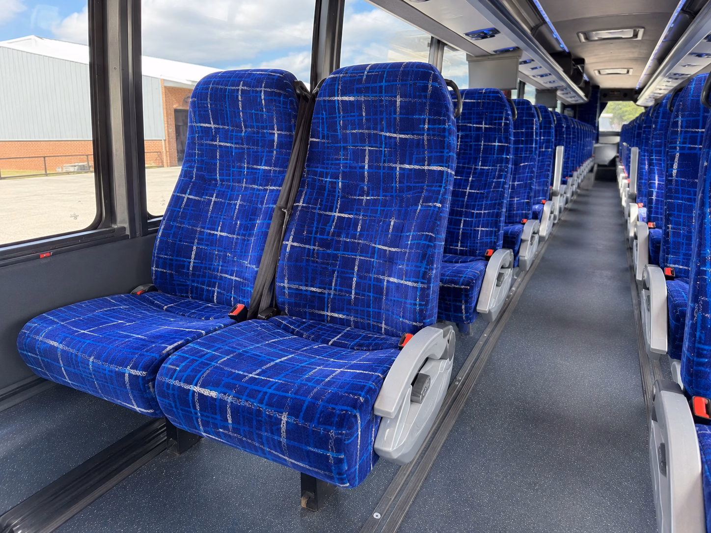 how the type of bus changes the price in hayward california